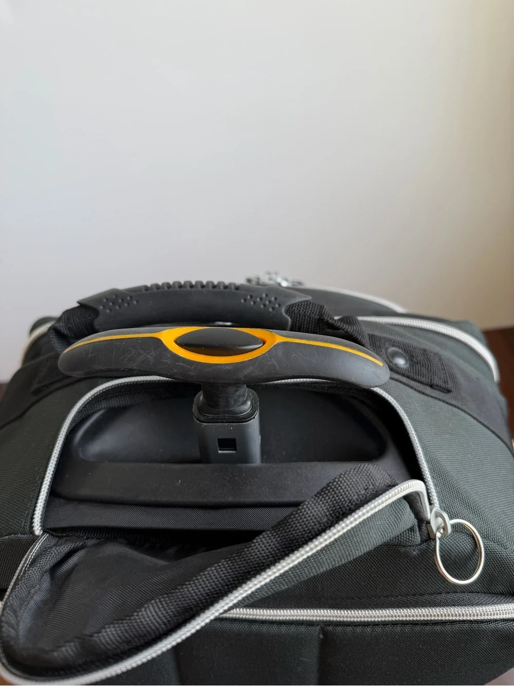 IKEA Family UPPTACKA Rolling Carry On Convertible Luggage